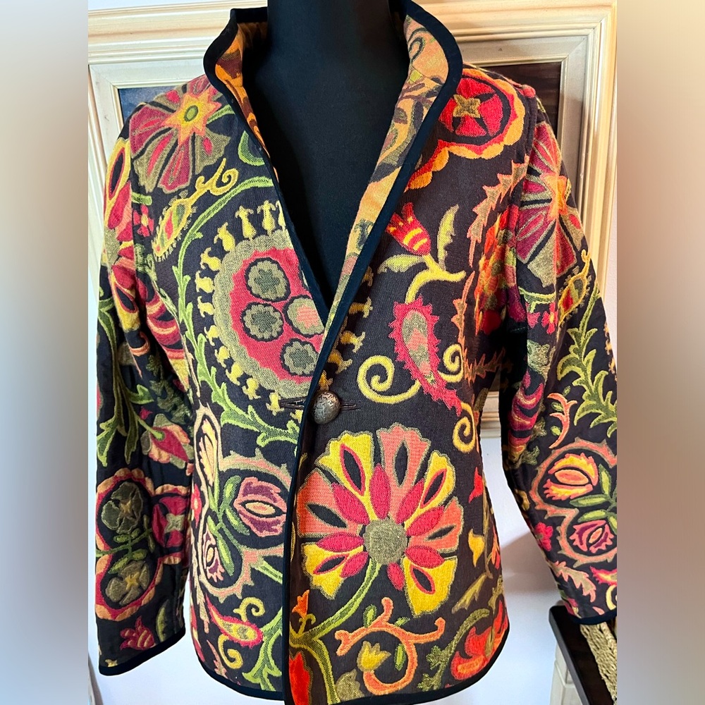Tapestry woven jacket